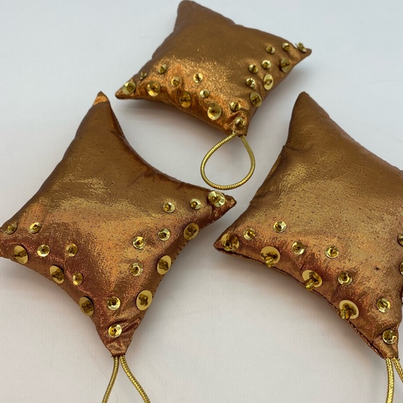 Set of 5 Diamond Ornaments - Picture 2 of 3